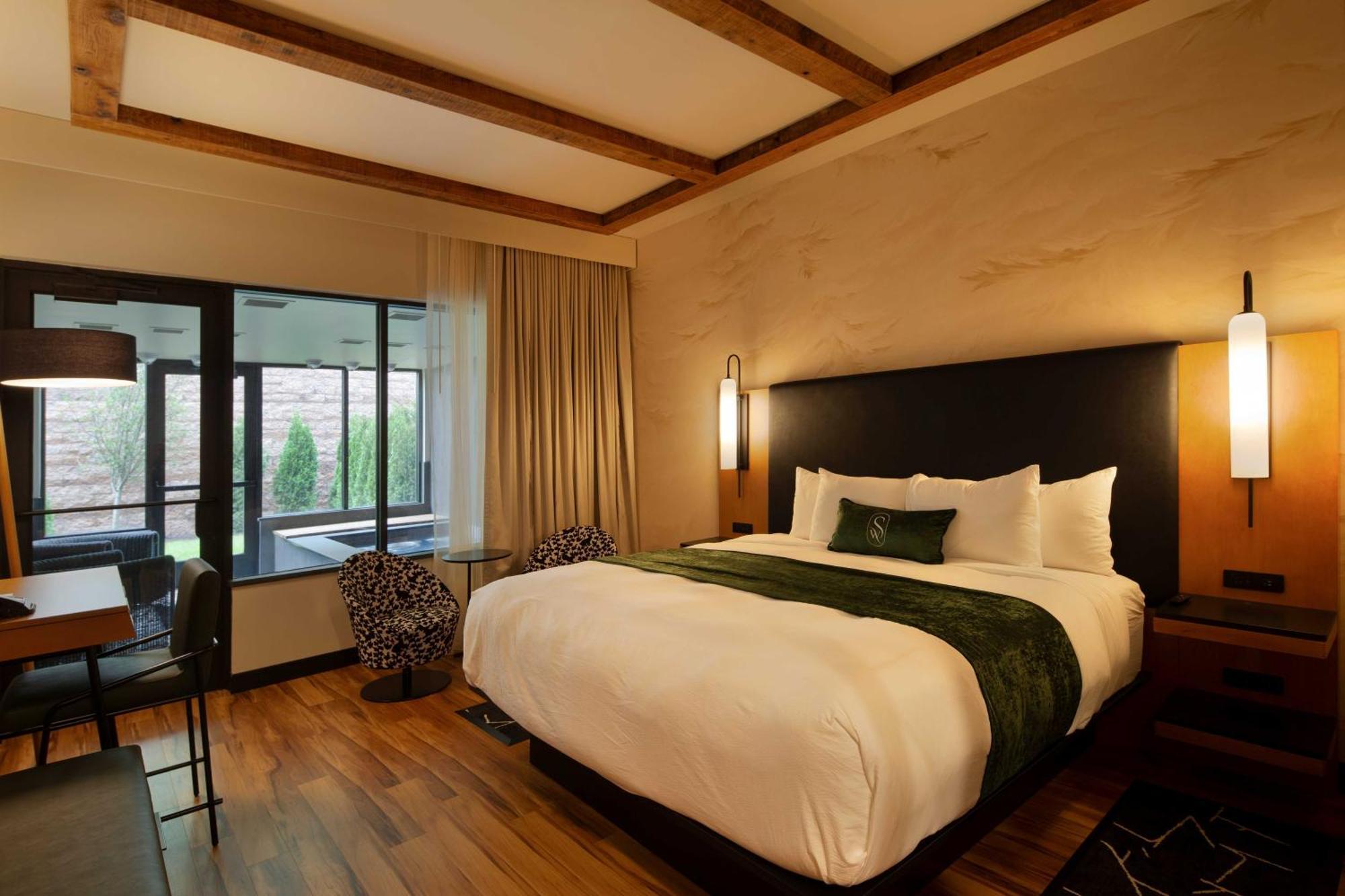 The Swiftwater Hotel Exterior foto